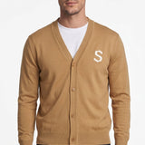 Sandro Herren-Strickjacke in Camel mit „S“-Aufnäher, 100 % Wolle, Größe , M, SHPTR00386