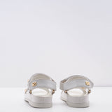 Sandro Damen-Sandalen aus Leder in Ecru mit Nieten, Größe 36 (EU), 3 (UK), 6 (US), SFACH00977