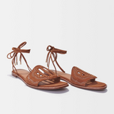 Maje Flache Sandalen für Damen in Camel mit Nieten und Bindeband, Größe 38 (EU), 5 (UK), 7,5 (US), MFACH00497
