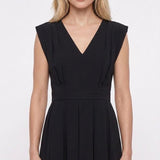 Sandro Paris Schwarzer Playsuit für Damen mit V-Ausschnitt und Falten, Größe 40 L 12 SFPCO00260