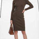 Sandro Damenkleid aus geripptem Strick in Khaki mit offenem Rücken, Größe 40, FR 12, UK 8, US SFPRO02670