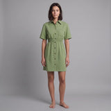 Sandro Paris Grünes Kurzkleid für Damen mit Knopfleiste, Größe 36 (FR), 8 (UK), 4 (US), SFPRO03597