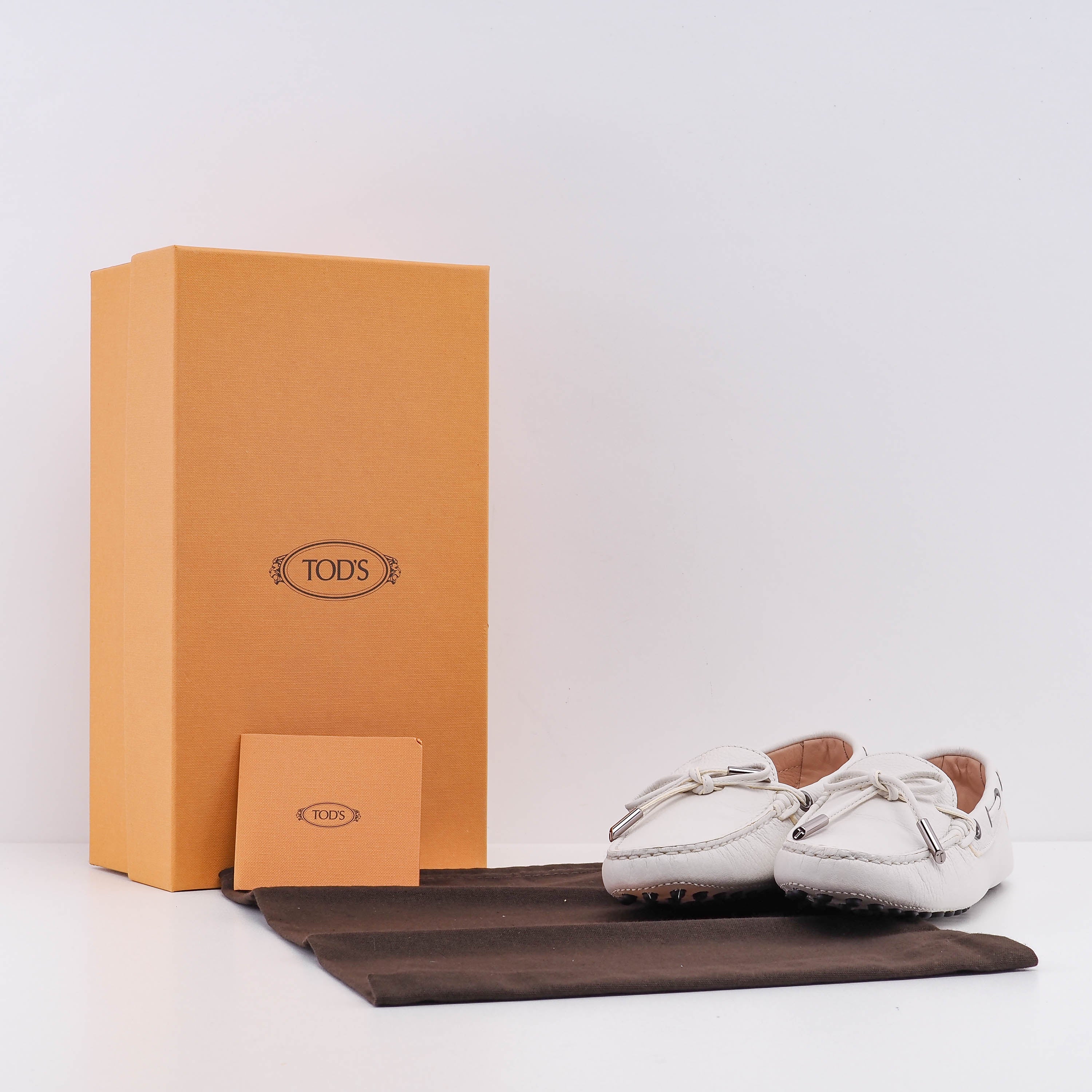 Tod's Women's White Heaven N Laccetto Occhielli Loafers Size 34 EU 4 US 2 UK